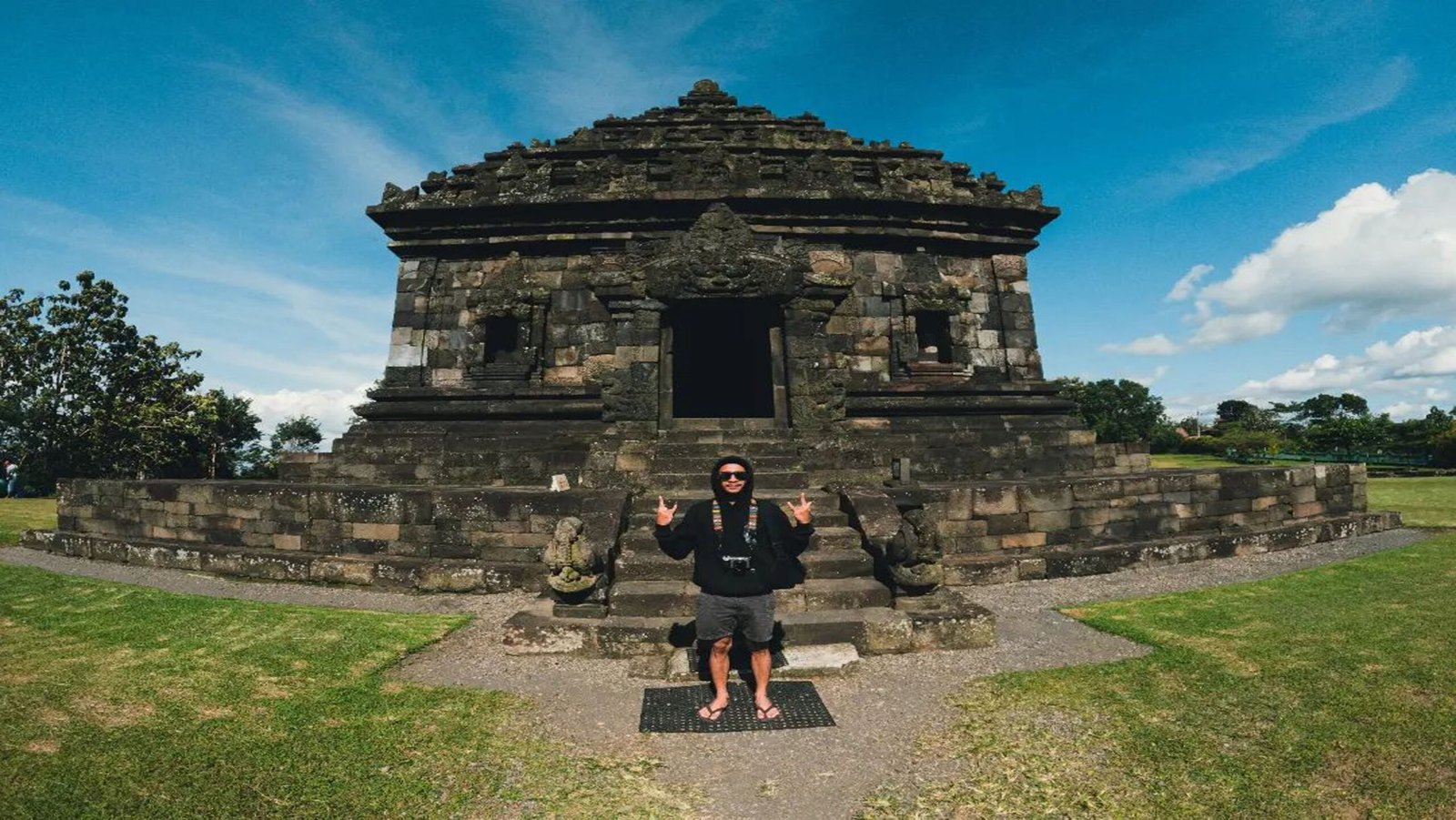 Candi Ijo Eksotisnya Candi Tertinggi di Yogyakarta