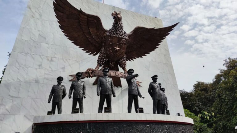 Monumen Pancasila Sakti dan Mengenang 7 Pahlawan