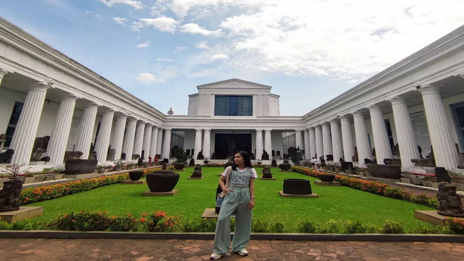 Museum Nasional Sejarah Alam Indonesia Tampil Segar