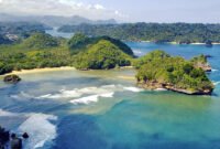 Pantai Teluk Asmara, Raja Ampatnya Kota Malang