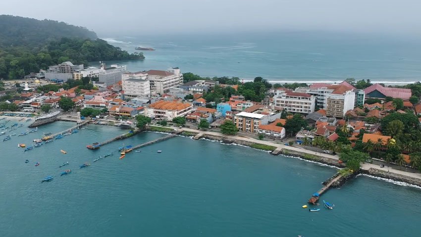 Ulasan tentang Pantai Timur Pangandaran