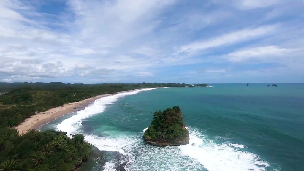 Pantai Parang Dowo, Pesona Wisata Pantai Di Jalur Lintas Selatan Malang