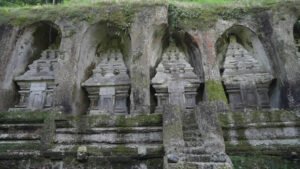 Candi Tebing Gunung Kawi, Candi Unik di Dinding Tebing Batu yang Menakjubkan