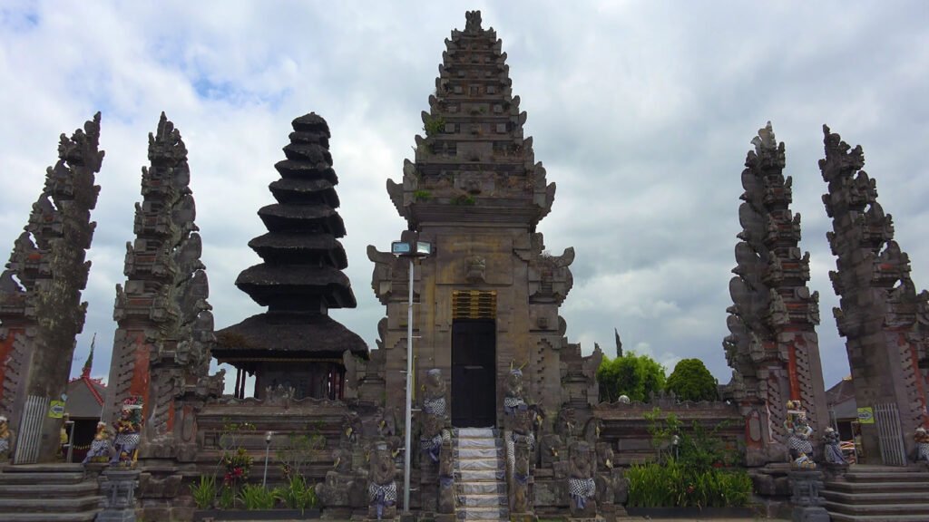 Pura Segara Ulun Danu Batur, Pura Hindu dengan Panorama Alam Memukau di Bali