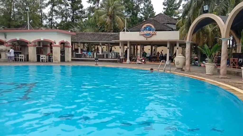 Keseruan Main Air di Marcopolo Water Adventure
