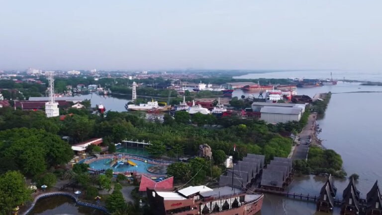 Taman Ade Irma Suryani, Waterland Terlengkap di Cirebon