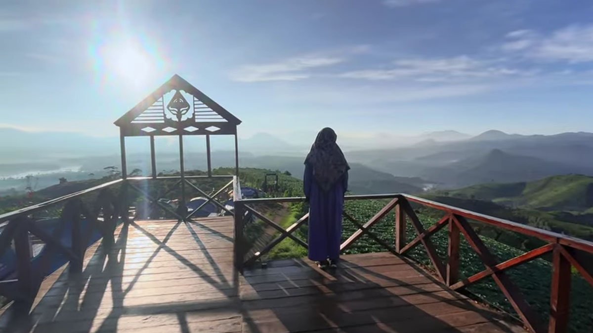 Pemandangan 360 Derajat di Taman Langit Pangalengan, Pesona Prau-nya Kabupaten Bandung