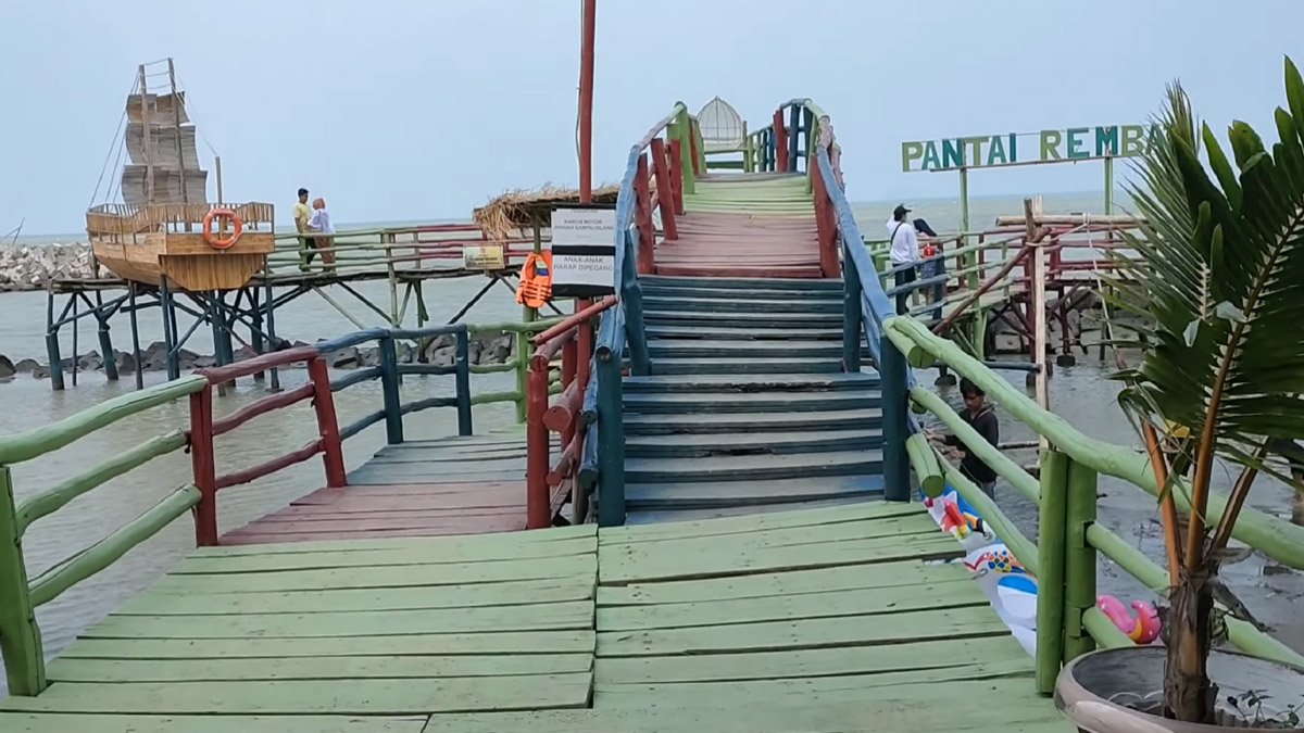 Pantai Rembat Indramayu, Wisata Edukasi Bencana Perisai Bumi