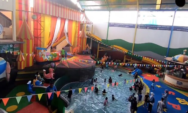 Sirkus Waterplay, Wisata Keluarga Murah Meriah