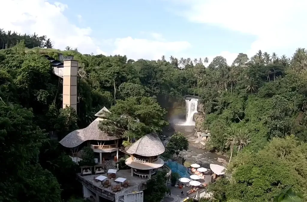 Pesona Air Terjun Tegenungan: Keindahan Alam Bali yang Memikat