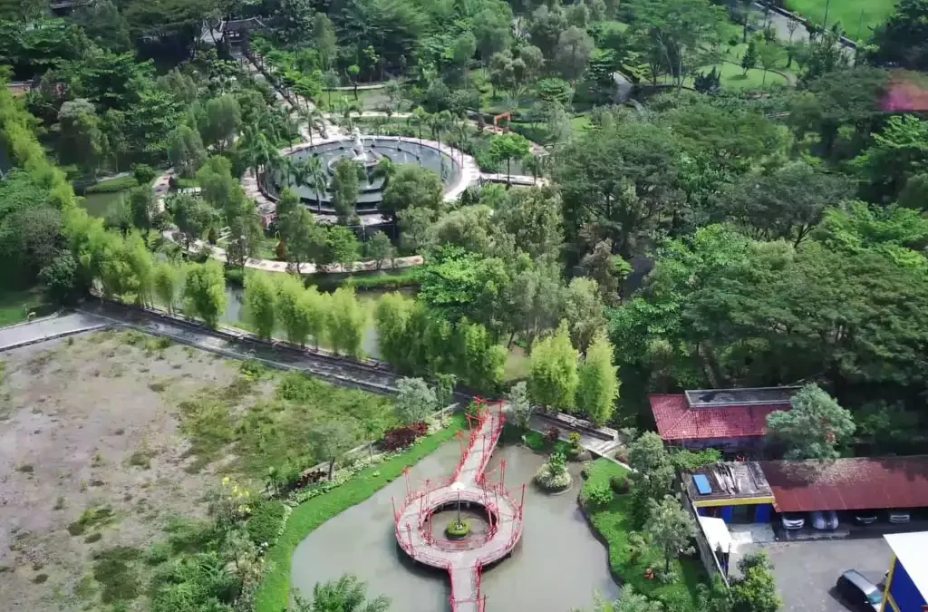 Taman Lampion Klaten: Tempat Nongkrong Favorit di Klaten